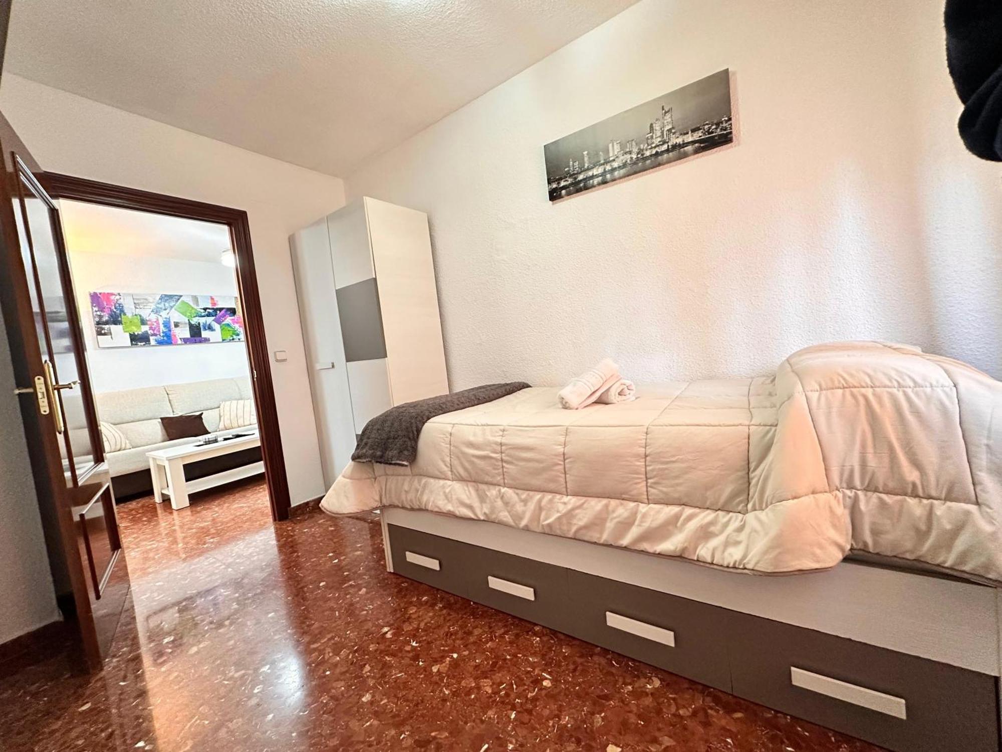Piso Granada 3 Dormitorios Y Parking Privado Exterior photo